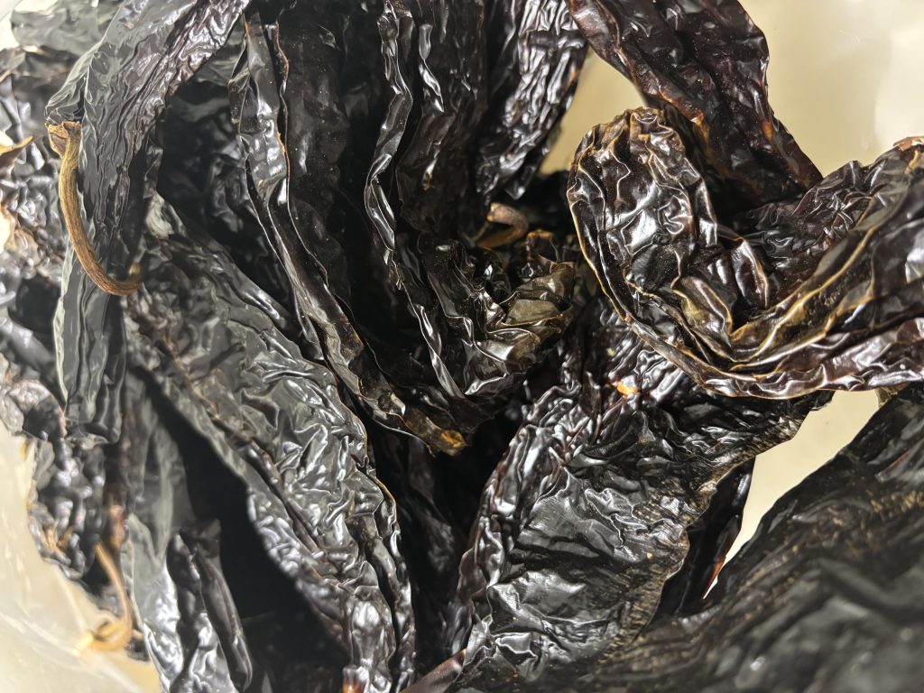 Whole Pasilla Negra Chile Pods